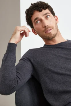 Pullover Girocollo in Lana Merino - ANTRACITE