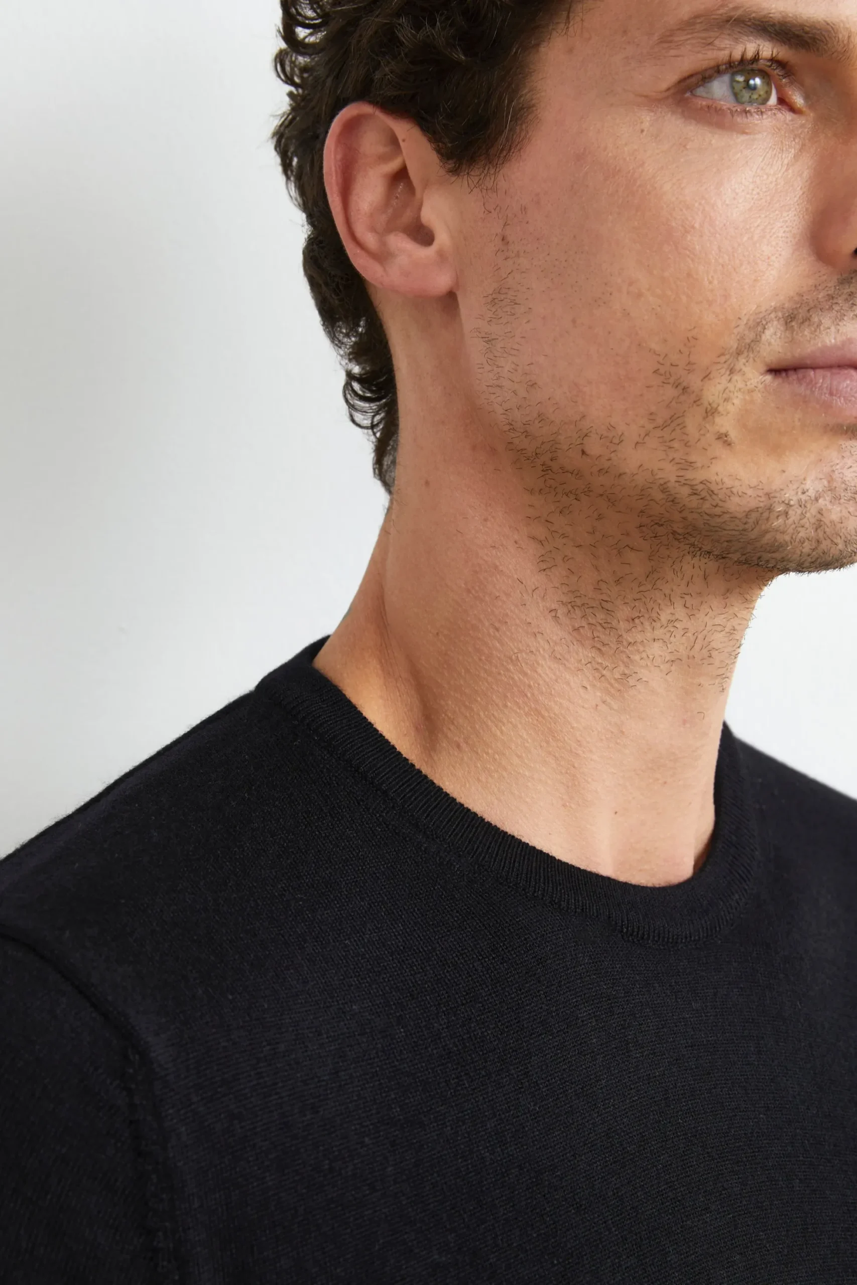 Pullover Girocollo in Lana Merino - NERO