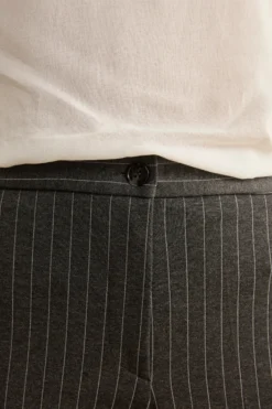 Tailleur Gessato Monopetto con Revers Classico - GRIGIO GESSATO