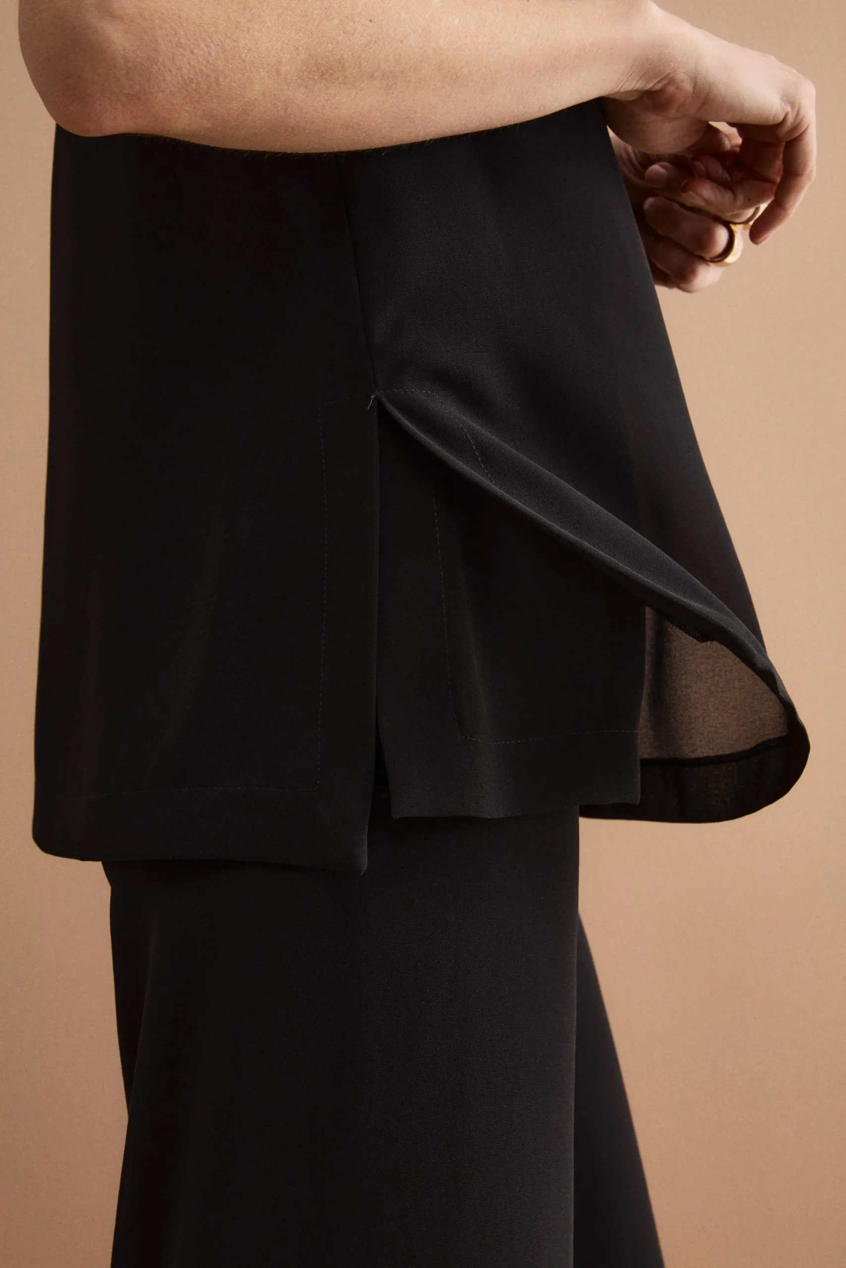 Top Elegante da Cerimonia in Doppia Georgette - NERO