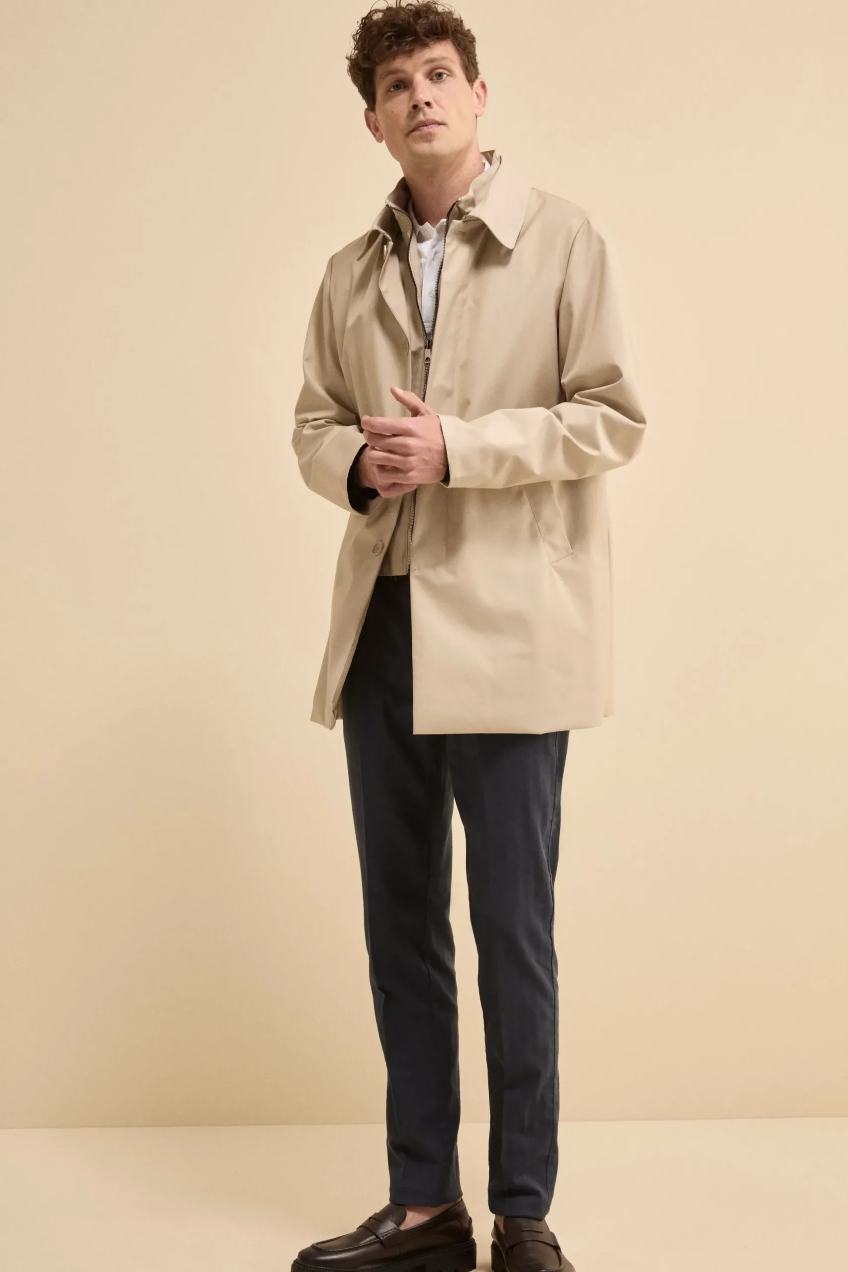 Trench Impermeabile con Pettorina - BEIGE