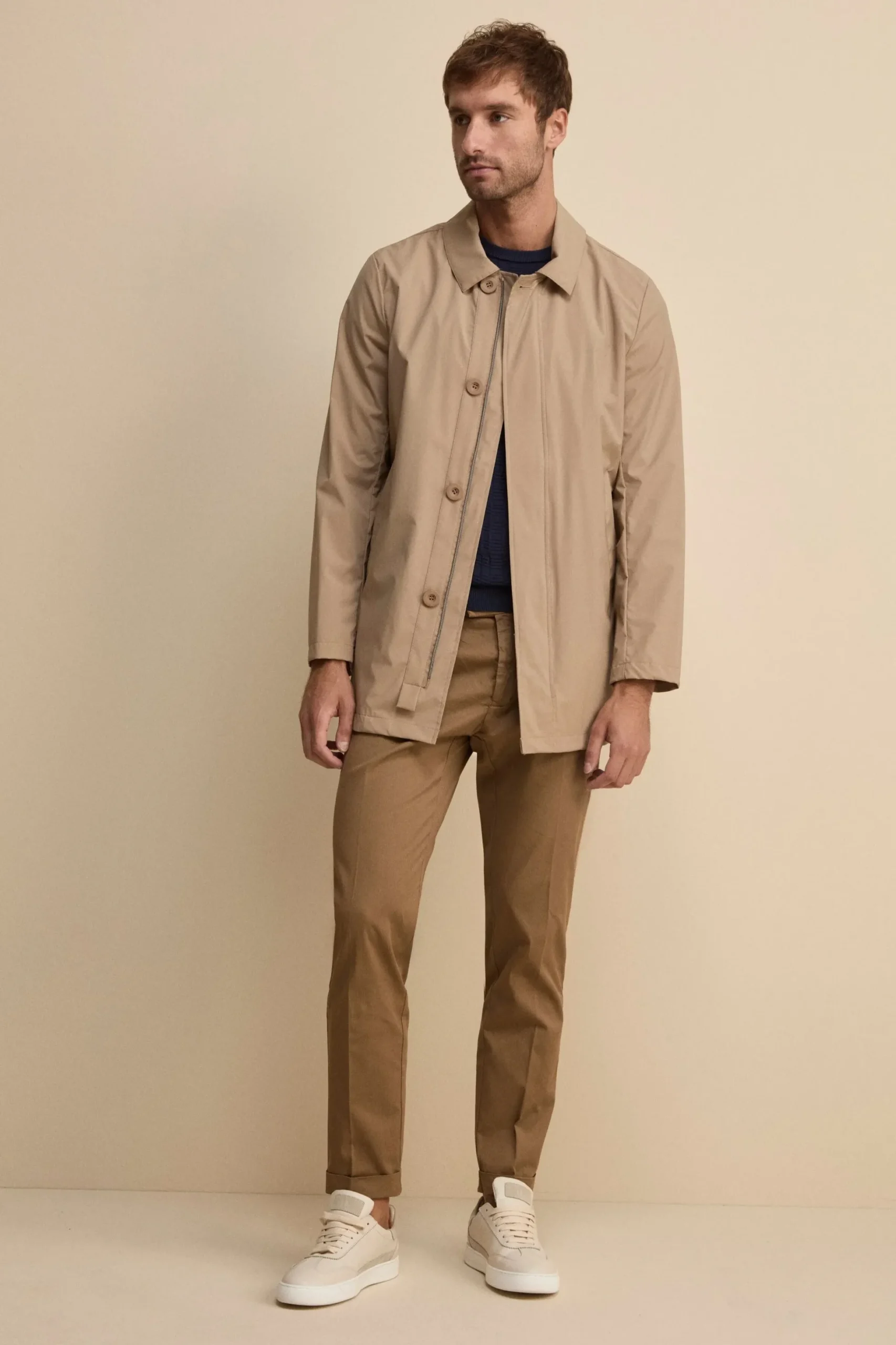 Trench Impermeabile con Zip e Bottoni - BEIGE